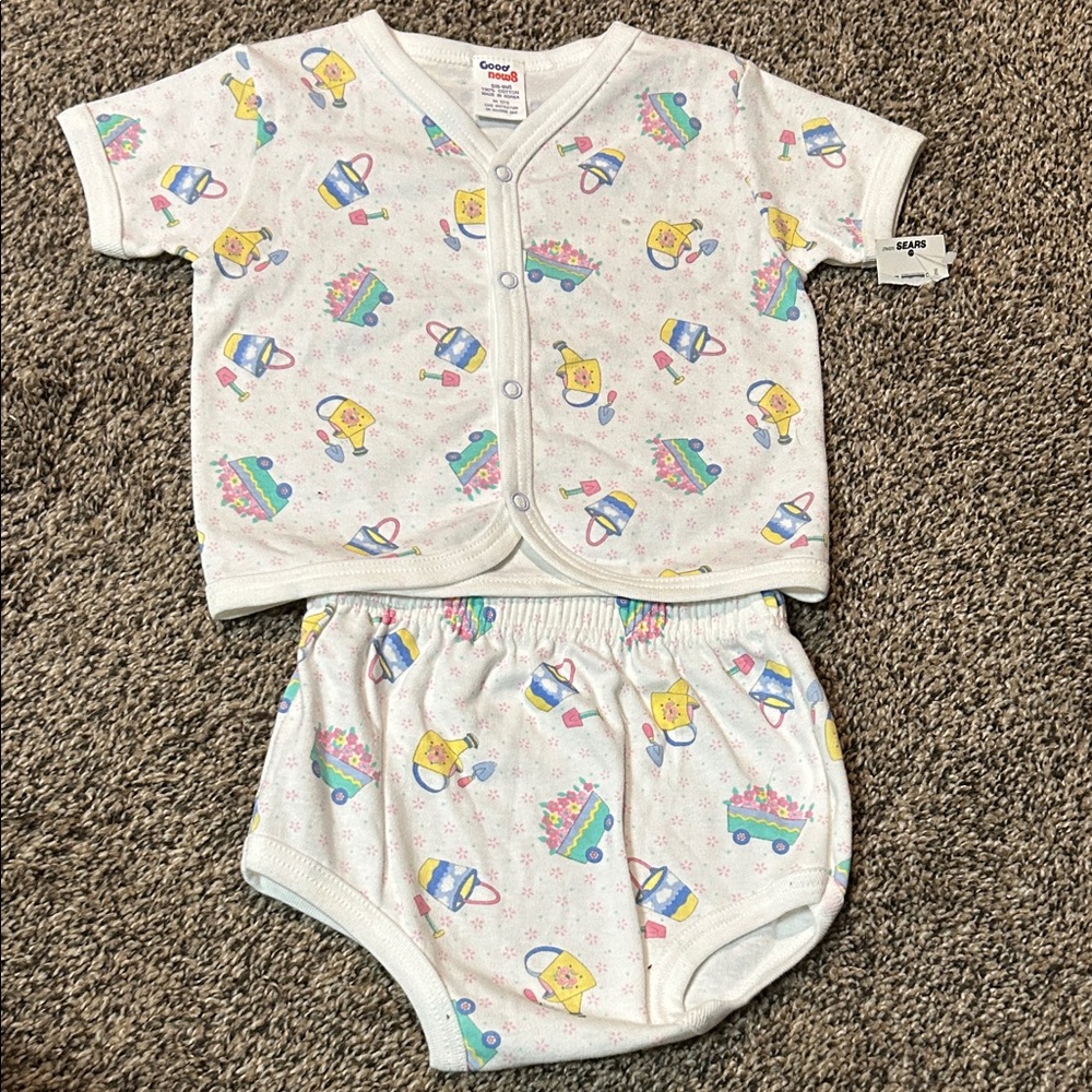 Good News Baby Top With Bloomers